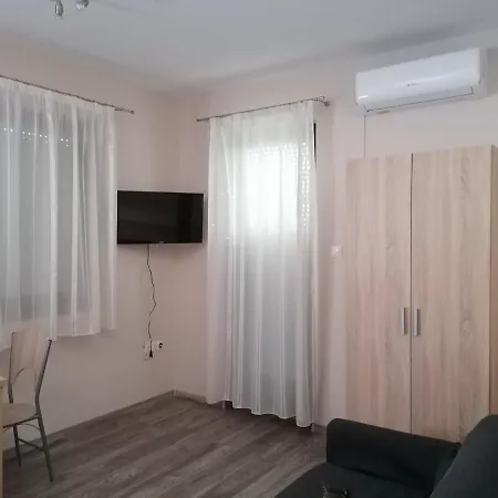 Aniko ホームステイ ザラカロシュ